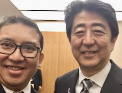 Insiden Penembakan Mantan PM Jepang, Fadli Zon Ungguh Foto Momen Kebersamaan dengan Shinzo Abe