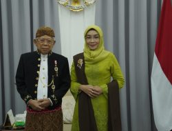 Hadir di Sidang Tahunan MPR, Wapres Kenakan Pakaian Adat Solo