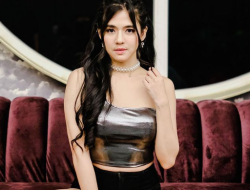 Pelototi Pose Centil DJ Una yang Bikin Kepala Cenat Cenut