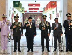 Berjasa Bagi Bangsa, Menhan Prabowo Subianto Dianugerahi Empat Bintang Kehormatan Utama