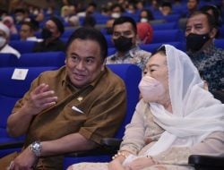 Sebut Kaum Sarungan Pilar Ekonomi Nasional, Ini Penjelasan Rachmat Gobel