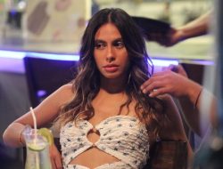 Pamer Foto Berbikini, Valerie Thomas Ditegur Ibunya, Balasannya Tak Terduga