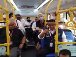Anies Baswedan Ajak Delegasi Forum U20 Keliling Jakarta Naik Bus Listrik Trans Jakarta dan MRT Jakarta