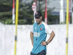 Bernardo Tavares Terpilih Pelatih Terbaik Pekan Kelima