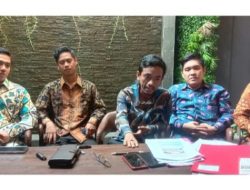 Pejabat Karawang Bantah Paksa Cekoki  Air Kencing Wartawan, Simon Fernando Tambunan Sebut Bohong