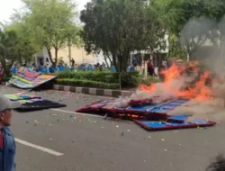 Demo Tolak BBM Naik, Mahasiswa UIN-Araniry Bentrok dengan Polisi