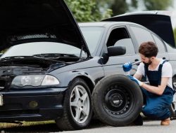 Penting Mengetahui Beberapa Penyebab Ban Mobil Kempes, Bukan Cuma Bocor