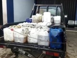Minyak Sayur Tumpah di Jalan, Puluhan Pengendara Motor Terjatuh