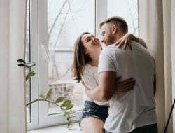 Bercinta Sambil Berdiri Tidak Akan Hamil?