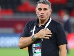 Profil Timnas Kosta Rika, Pelatih Tiga Piala Dunia