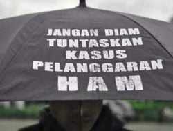 Jokowi Bilang Jangan Pilih Pemimpin yang Hanya Duduk Manis di Istana, JJ Rizal Singgung Aksi Kamisan yang Tidak Pernah Ditemui