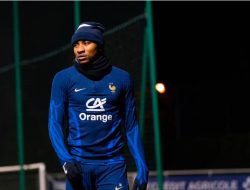 Sehari sebelum Berangkat ke Piala Dunia, Penyerang Prancis Nkunku Cedera Lutut, Unggahan di Instagram Menyedihkan, Ternyata Baru Rayakan Ultah