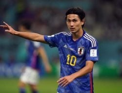 Kalah Lewat Adu Penalti dari Kroasia, Takumi Minamino Tertangkap Kamera Menangis