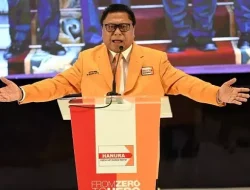 Bicara Pilpres 2024 di Hadapan Jokowi, Ketua Umum Hanura: Saya kan Temannya Pak Anies