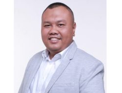 Para Mantan Pejabat Negara hingga Ketum Parpol Hadiri Peluncuran Danantara, Hendri Satrio: Semua Sumringah