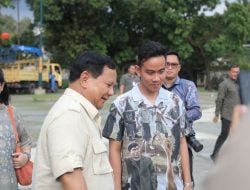 Gibran Minta Petuah Prabowo, Jadi Penerus Anies atau Ganjar?