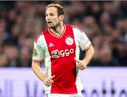 Mengejutkan! Bayern Munchen Bajak Daley Blind