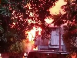 Tanah Abang Diamuk Api, 21 Mobil Pemadam Kebakaran Dikerahkan