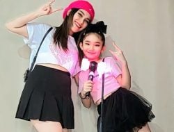 Demi Blackpink, Ayu Ting Ting Rela Ngemper
