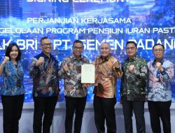 Semen Padang Percayakan Pengelolaan Program Pensiun Iuran Pasti ke DPLK BRI