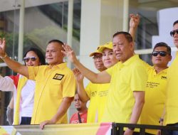 Hamka B Kady Dampingi Sekjen Golkar Lepas Rombongan Mudik Gratis