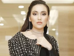 Ayu Ting Ting Angkat Bicara Soal Kabar Pertunangannya dengan Anggota TNI 