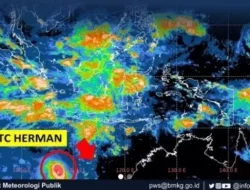 Jawa Timur Bakal Dihajar Siklon Tropis Herman, BMKG Keluarkan Peringatan Dini