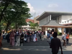 Libur Lebaran, TMII Disesaki Pengunjung hingga Lima Kali Lipat