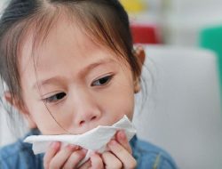 Percepat Penyembuhan Batuk pada Anak dengan Cara Ini…