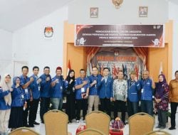 Diarak Puluhan Penunggang Kuda, DPC Demokrat Maros Daftarkan Bacalegnya di KPU