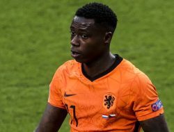 Striker Belanda di Piala Eropa 2020 Quincy Promes Selundupkan 1.370 Kg Kokain