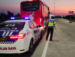 Bus DPRD Surabaya Kecelakaan di Tol Pasuruan