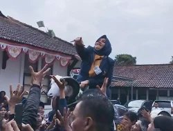 Bacaleg Nasdem Lakukan Saweran di Halaman Kantor KPU Garut, Bawaslu Langsung Bergerak