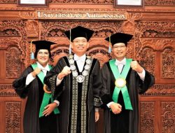 Pasangan Suami Istri Ini Dikukuhkan sebagai Guru Besar Universitas Airlangga