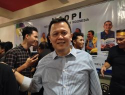 Luhut Bilang Regulasi Bisnis Indonesia Kalah dari Vietnam dan Filipina, Andi Sinulingga: 10 Tahun Ngatur Republik Ngapain aja