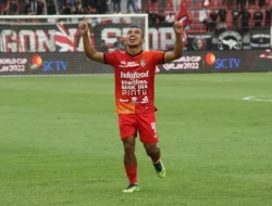 Irfan Jaya Bawa Bali United untuk Sementara Unggul 1-0 atas PSM Makassar