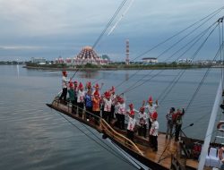 Wali Kota Se-Indonesia Kelilingi Perairan Losari dengan Kapal Pinisi, Sembari Nikmati Sunset dan Pisang Ijo