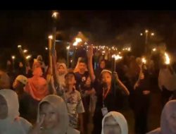 Warga Alesipitto Meriahkan Tahun Baru Islam dengan Pawai Obor