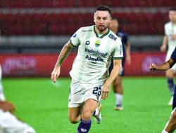 Hadapi PSM, Marc Klok Ungkap Kondisi Rekannya di Persib Usai Ditinggal Luis Milla