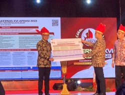 Selain ke Presiden dan Menteri, Pengurus Serahkan Hasil Rekomendasi Rakernas APEKSI XVI kepada Tiga Bakal Capres