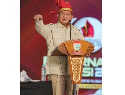 Blepotan Jawab Pertanyaan Menantu Jokowi, Jhon Sitorus Sebut Sosok Bacapres Ini Miskin Gagasan