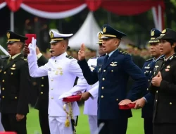 Jokowi Lantik Lulusan Akmil hingga Akpol, Ada Anak Ferdy Sambo dan Idham Aziz