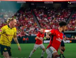 MU Ditekuk Dortmund di Amerika Serikat