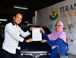 Dapat Hadiah Mobil Jalan Sehat Sulsel Anti Mager, Begini Ungkapan Syukur Fatmawati
