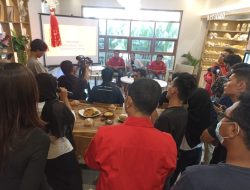 Relawan Ganjar Kompak Mundur dari Bacaleg PSI Usai Kunjungan Prabowo ke Kantor DPP