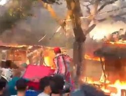 Warung Makan di Makassar Hangus Terbakar