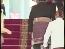 Prabowo Hindari Injak Karpet Merah Istana Negara, Ternyata Ini Alasannya