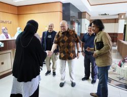 Beberkan Kondisi Terkini Cak Nun, LaNyalla Mattalitti: Kondisinya Sudah Membaik, Sudah Bisa Bercanda
