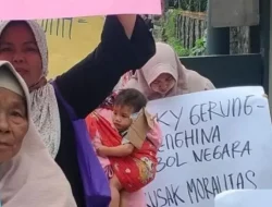 Lansia hingga Anak di bawah Umur Ikut Demo di Depan Rumahnya, Rocky Gerung Ungkap Fakta Mengejutkan