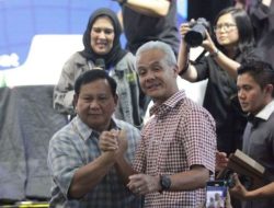 Prabowo-Ganjar Bakal Dipaketkan Padahal Surveinya Urutan 1 dan 2, Gus Umar: Ciut Sih Lawan Anies